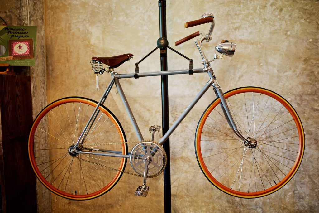 サニーヒルズの店内にある自転車