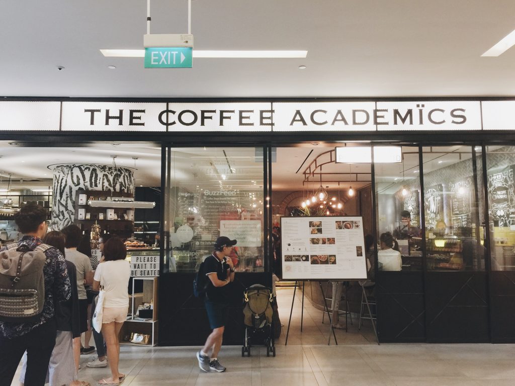 The Coffee Academics シンガポールのカフェの入り口